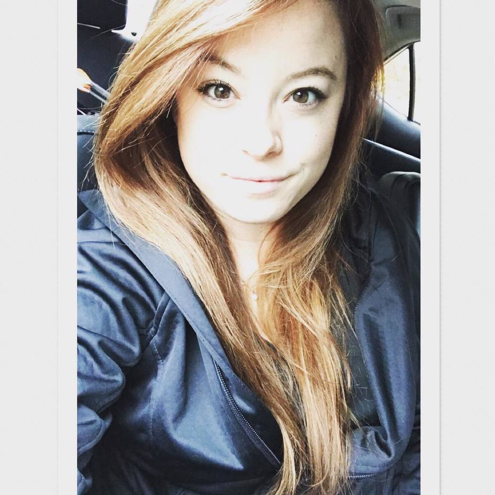 Meet your Posher, Courtney